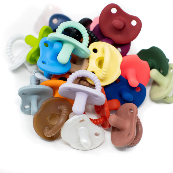 Three Hearts Sili Soother Pacifiers