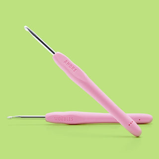Andre the Skunk Pink Crochet Kit
