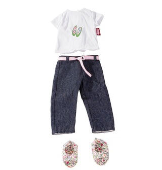 Hannah Princess extra outfit with shirt and jeans