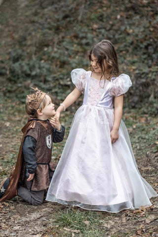 5/6 Great Pretenders Platinum Princess Gown