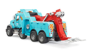 Bruder MACK Granite Heavy Tow Truck w/ L&S