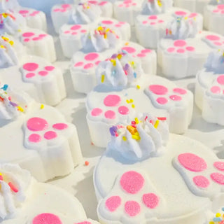 Easter Egg Cotton Tail Bath Bomb