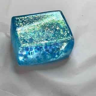 Maltose Sparkle Cube Squishy