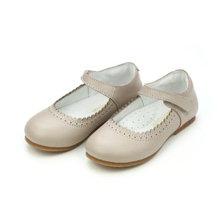 L’amour- Lucille Scalloped Flat -Almond