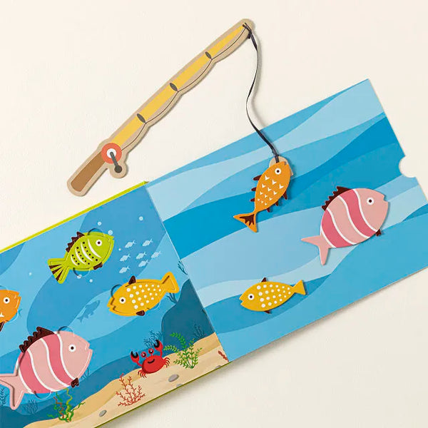 🤩The Fishing Tackle Box contains unlimited fun~😍 🐟How the little fish  makes different sounds.🐠🐙 Look at this brave little