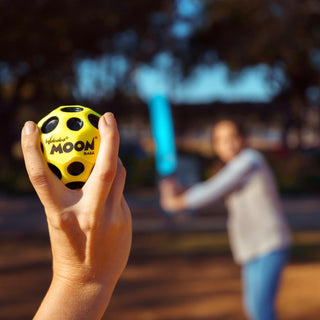 Waboba Land Cracket with Moon Ball